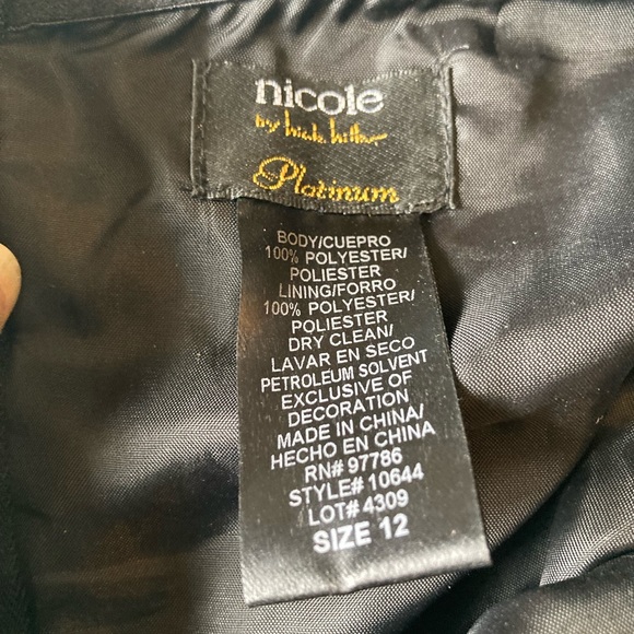 Nicole by Nicole Miller halter gown - Picture 4 of 4